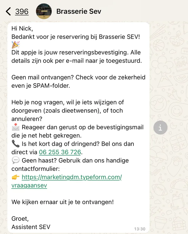 WhatsApp-bericht met de reserveringsbevestiging van Brasserie Sev